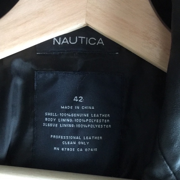 Nautica men’s leather jacket, lightly worn. - Picture 7 of 12